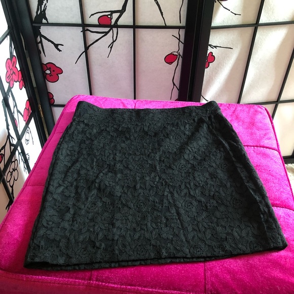 Nollie black stretch lace skirt X-Small💕 - Picture 1 of 2